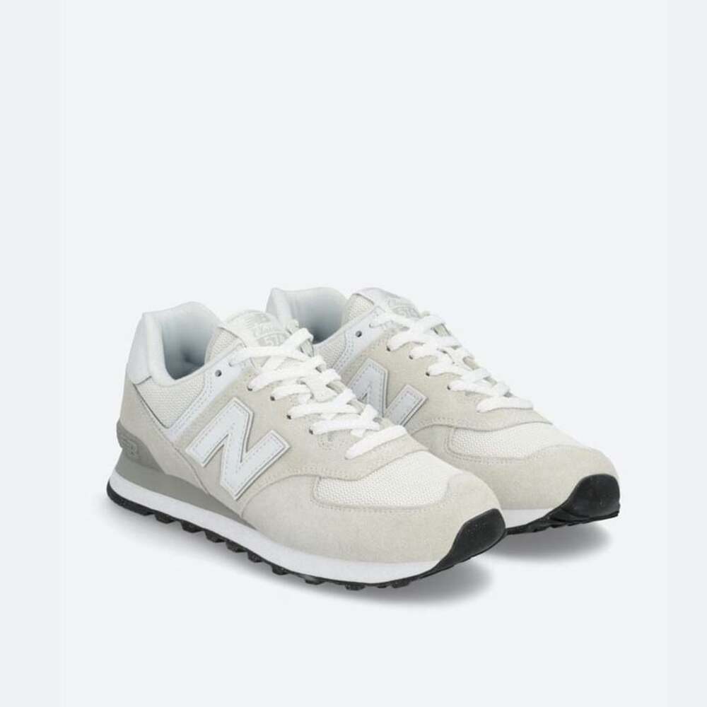 New Balance 574 Suede Lace Up Sneaker White Grey size 7